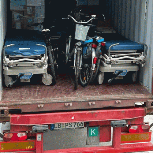 Containerverladung am 25.08.2023 in Freiburg