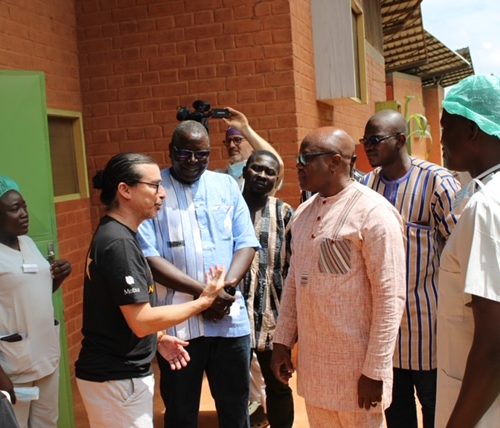 Der Gesundheitsminister von Burkina Faso besucht unsere Klinik am 21.10.2024